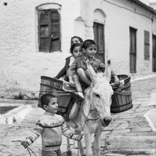 παιδια γαϊδουρακι