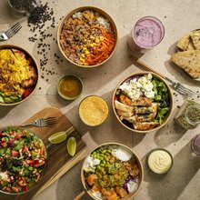 Ροφήματα και σαλάτες από το The Healthy Concept / Φωτογραφία: Instagram