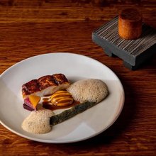 Το Ikoyi, στο κέντρο του Λονδίνου, αναδείχθηκε το καλύτερο εστιατόριο στον κόσμο από τους ειδικούς του Food & Wine.