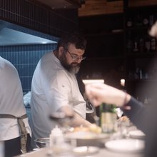 Ανοιχτή κουζίνα σεφ Θωμάς Μάτσας Thirio Σύνταγμα