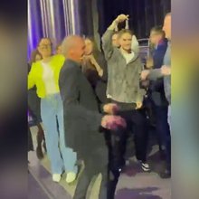 Ο χορός του Βαρουφάκη στη Μόσχα