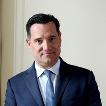 Γεωργιάδης στο Breitbart: Ο Τραμπ μπορεί να «μείνει στην Ιστορία για χιλιάδες χρόνια» συμβάλλοντας στην επιστροφή των Γλυπτών του Παρθενώνα
