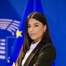 Αφροδίτη Λατινοπούλου, Πρόεδρος κόμματος «Φωνή Λογικής»