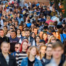 Τι θα συμβεί αν η περιβαλλοντική κρίση επιταχυνθεί σε τέτοιο βαθμό ώστε ο πλανήτης να μην μπορεί πλέον να υποστηρίξει τον σημερινό ανθρώπινο πληθυσμό; / ΑΡ