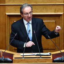 Ο Γιάννης Μπούγας στη Βουλή