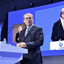 Ο Κωστής Χατζηδάκης στο συνέδριο της ΝΔ