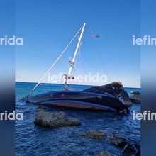 Στη Γαύδο κατέληξε ακυβέρνητο ιστιοφόρο του στολίσκου για τη Γάζα μετά την επιχείρηση ανοικτά της Κρήτης [εικόνες]