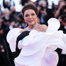 Η Τζόαν Κόλινς στο Φεστιβάλ Κινηματογράφου των Καννών
