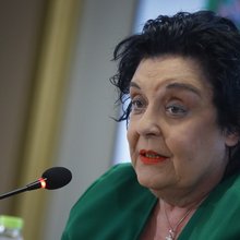 Η Λιάνα Κανέλλη
