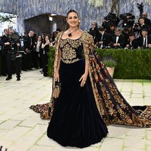 Η Ινδή δισεκατομμυριούχος Σούντα Ρέντι στο Met Gala 2026