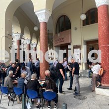 Κόσμος στο Ολύμπιον για τις ανακοινώσεις του κόμματος της Μαρίας Καρυστιανού