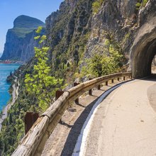 Ο ομορφότερος δρόμος στον κόσμο απέχει λίγες ώρες από την Αθήνα