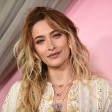 Η Πάρις Τζάκσον μίλησε για την πρώτη συνάντηση με τη μητέρα της, όταν ήταν 15 -Ο λόγος που είχαν αποξενωθεί