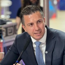 Δημήτρης Κιρμικίρογκου
