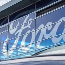 Κτίριο με εγκαταστάσεις της Ford στο Ντίσελντορφ, στη Γερμανία