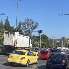 Κάμερες για κόκκινο σηματοδότη στην Κατεχάκη 