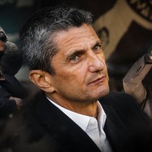 Φωτογραφική σύνθεση του Ραζβάν Λουτσέσκου