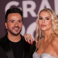 Ο Λούις Φόνσι, αριστερά, και η σύζυγός του Αγουέδα Λόπεζ ,