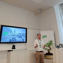 O Tom Hirons, External Affairs Operations Director της JTI