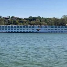 Κρουαζιερόπλοιο προσάραξε στον Δούναβη λόγω χαμηλών υδάτων