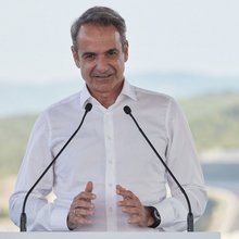Ο Κυριάκος Μητσοτάκης στη τελετή παράδοσης του Ε65
