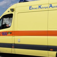 Πτώση ατόμου από τον δεύτερο όροφο ξενοδοχείου στην Ομόνοια, διακομίστηκε στο νοσοκομείο