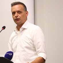 Ο δήμαρχος Αθηναίων, Χάρης Δούκας