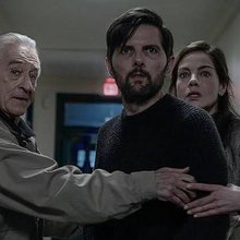 Η ταινία του Netflix, βασισμένη στο ομώνυμο μπεστ σέλερ, μεταφέρει στην οθόνη μια ιστορία απαγωγών, οικογενειακών μυστικών και ενός κατά συρροή δολοφόνου / IMDB