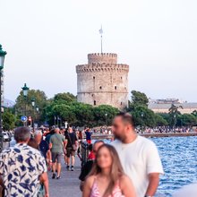 Μέχρι πότε οι αιτήσεις για το ειδικό εποχικό βοήθημα ΔΥΠΑ 2026, ποιοι δικαιούνται έως 1.438 ευρώ