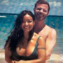 Το «Death of the Pastor’s Wife» είναι μια σειρά ντοκιμαντέρ τριών επεισοδίων που εξετάζει τη ζωή και τον θάνατο της Μάικα Μίλερ, συζύγου του πάστορα Τζον-Πολ Μίλερ