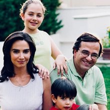 Ένας χρόνος από τον αιφνίδιο θάνατο της Λένας Σαμαρά -Η συγκινητική φωτογραφία που πόσταρε ο αδερφός της