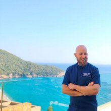 Ο σεφ Παναγιώτης Λενάκης άφησε την Αθήνα και ζει στο Όσλο της Νορβηγίας