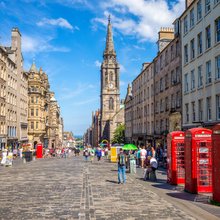 Άποψη του δρόμου Royal Mile, στο Εδιμβούργο