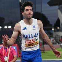 Ο Μίλτος Τεντόγλου
