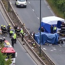 Σφοδρό τροχαίο ΙΧ με περιπολικό αφήνει επτά νεκρούς στην Αγγλία