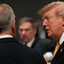 Νέα «βόμβα» Τραμπ στον Καναδά: Από τη βότκα και το κρασί μέχρι τα μοτοποδήλατα -Τι απαγορεύουν οι ΗΠΑ από 29 Σεπτεμβρίου