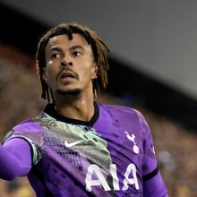 Ο Ντέλε Άλι σε αγώνα της Τότεναμ με τη Φίτεσε στο Conference League