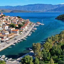 Το ναυτικό χωριό που μοιάζει με νησί: Τι να δείτε, πού να κολυμπήσετε και στάσεις για φαγητό -Ιδανικό για  φθινοπωρινές εκδρομές