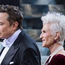 Η Μέι Μασκ υπερασπίζεται τον γιο της: «Ο Έλον θέλει απλώς να κάνει καλό στον κόσμο»