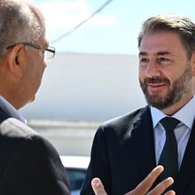 Στη Σαντορίνη ο Νίκος Ανδρουλάκης