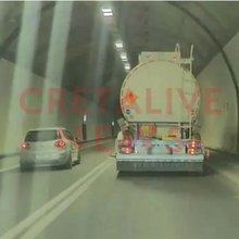 Επικίνδυνη προσπέραση μέσα σε τούνελ στην Κρήτη