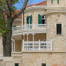 ανακτορα τατόι 