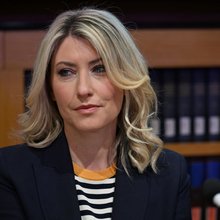 Σία Κοσιώνη: «Είμαι πολύ καλά με τον ρόλο της σχολιάστριας στο δελτίο - Νιώθω απαλλαγμένη από την ευθύνη»