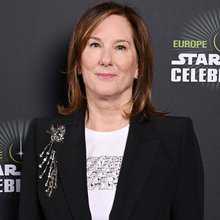 Κάθλιν Κένεντι: Η «μητέρα» του Star Wars και του Ε.Τ. θέλει να οδηγήσει το Χόλιγουντ στην εποχή της τεχνητής νοημοσύνης