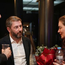 Ο Νίκος Ανδρουλάκης στην πρεμιέρα της παράστασης «Η Συγκάτοικος», στο θέατρο Πειραιώς 131