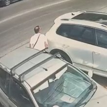 Βίντεο: Έτσι έκλεβαν χρήματα από οδηγούς με τη μέθοδο του «σκασμένου ελαστικού»