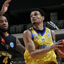 Στιγμιότυπο από το παιχνίδι Γκέντσε - Έροκσπορ