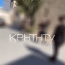 Η στιγμή του ξυλοδαρμού του 12χρονου στο Λασίθι
