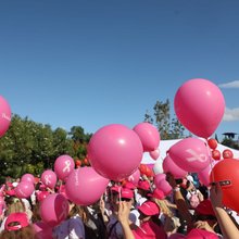 Πεδίον Άρεως: 18ος Μαραθώνιος για τον Καρκίνο του Μαστού: Πάνω από 58.000 άτομα συμμετέχουν [εικόνες & βίντεο]