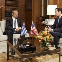 Κυριάκος Μητσοτάκης και Μάρκο Ρούμπιο σε τετ α τετ συνάντηση στο Μέγαρο Μαξίμου